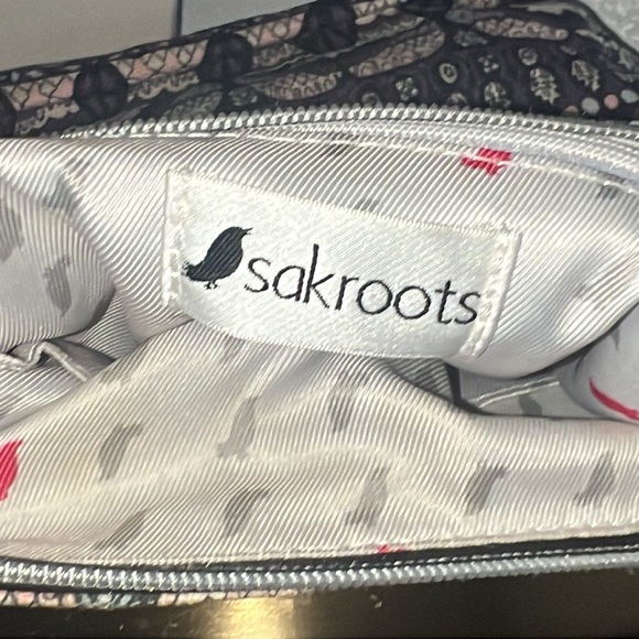 Sakroots Artist Circle Flap Crossbody bag purple canvas elephants - Picture 3 of 9